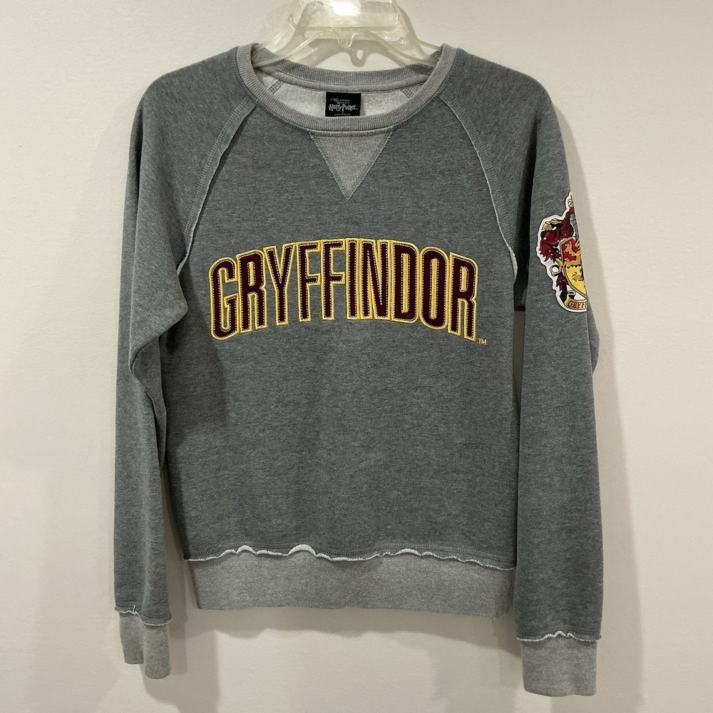 Wizarding World of Harry Potter Universal Studios Gryffindor Sweatshirt SIZE‎ XS